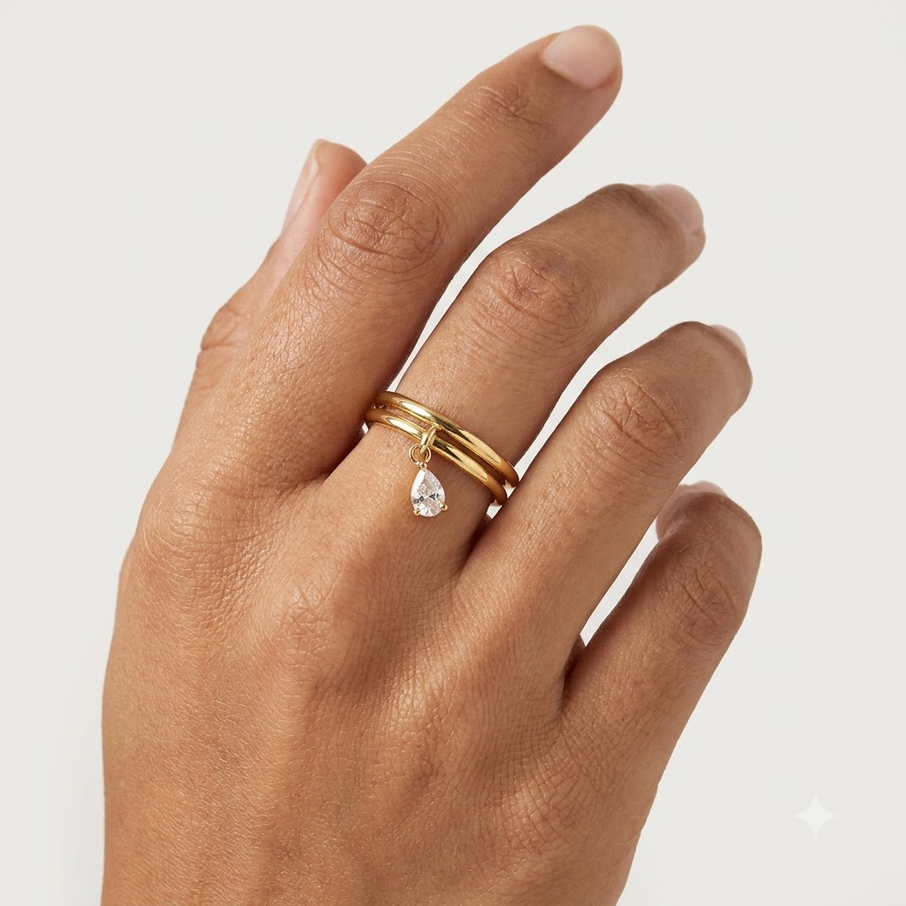 GOLDEN TEARDROP DAINTY RING [RINGS 1.1]