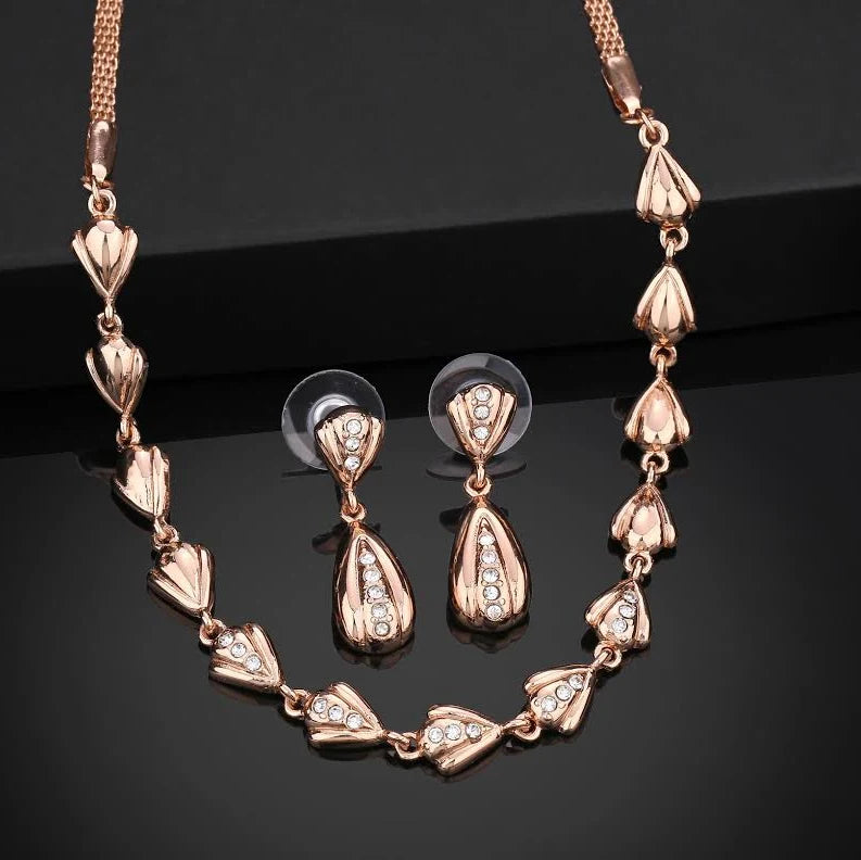 Rose Gold Plated Classic Necklace Set